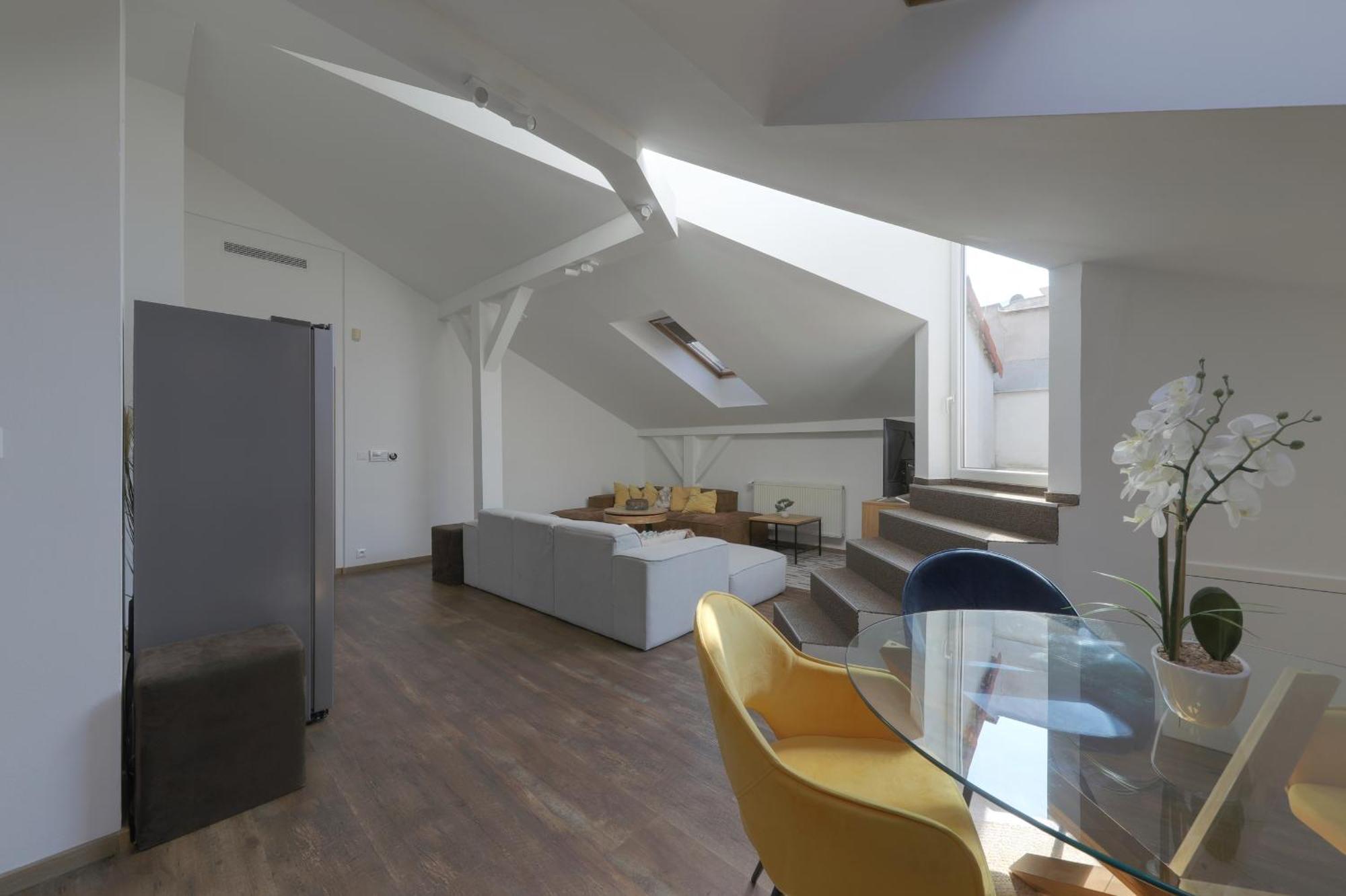 Aneri Old Town Apartment Pressburg